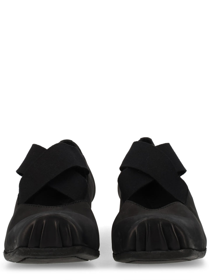 Uma Wang Scarpe Basse - Black | adf29a5006b3b2c3278f33cf311b04f045bfdbbf