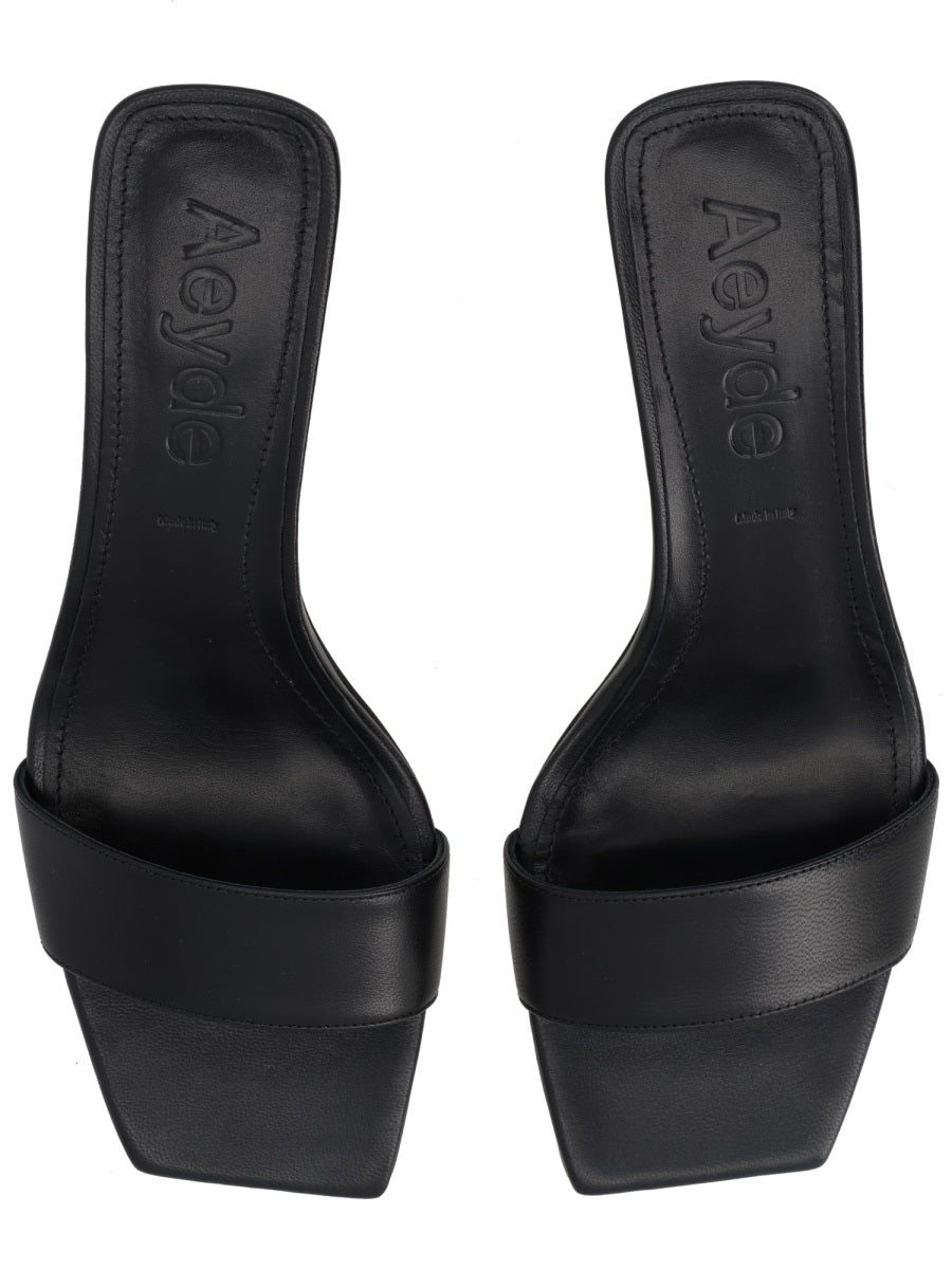 Aeyde Sandali - Black | d3e4efba452463567893976005afca55d5987325