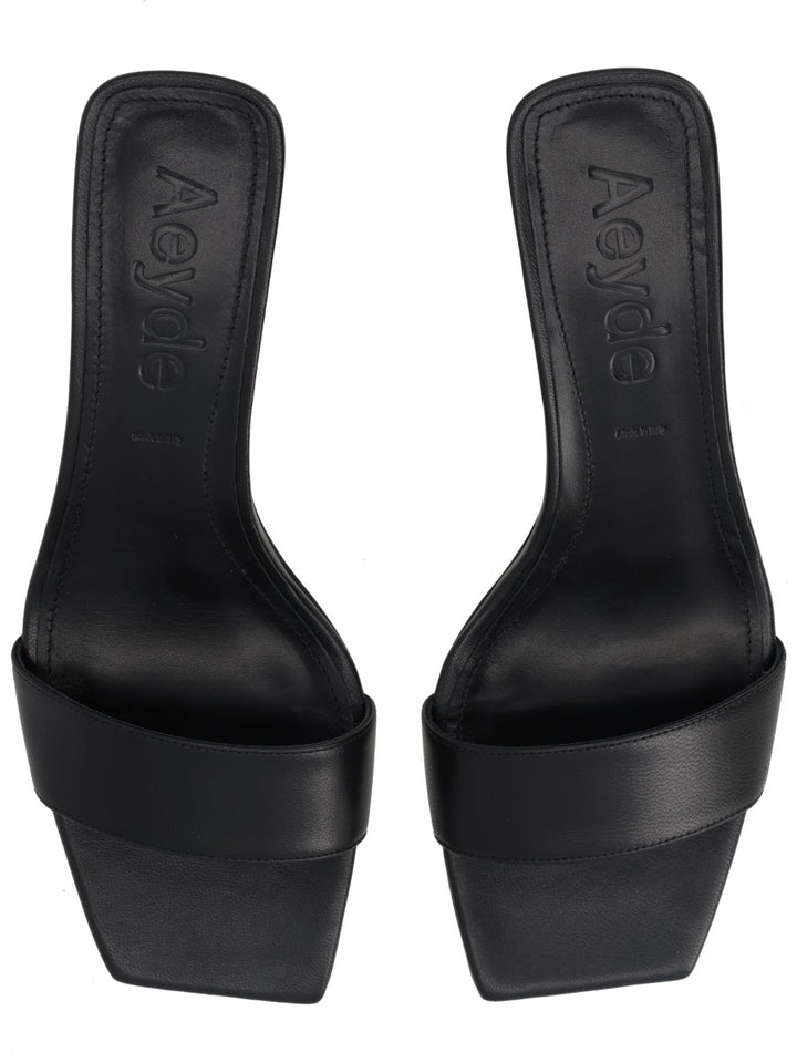 Aeyde Sandali - Black | d3e4efba452463567893976005afca55d5987325