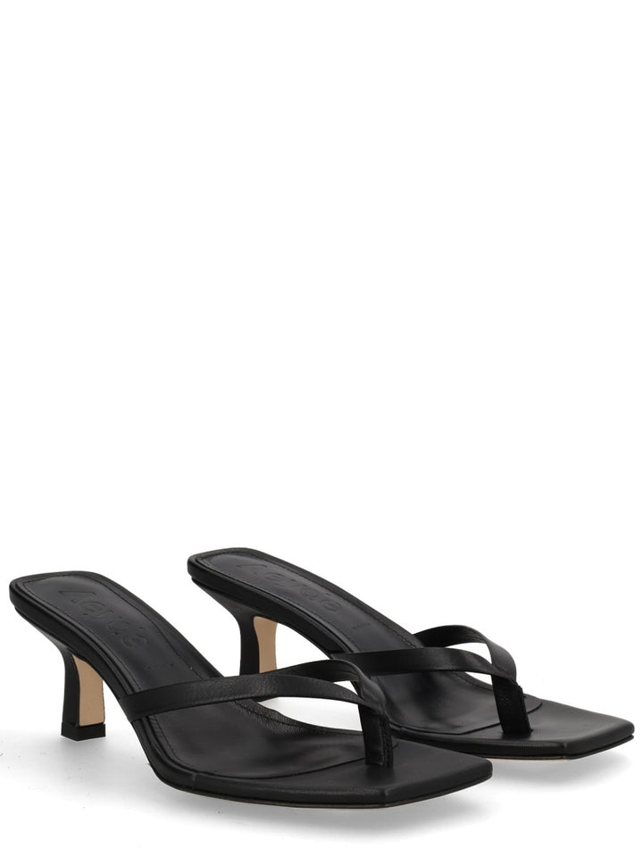 Aeyde Sandali - Black | 10e530ef40d593ac623b70effb43b2753913c8d9
