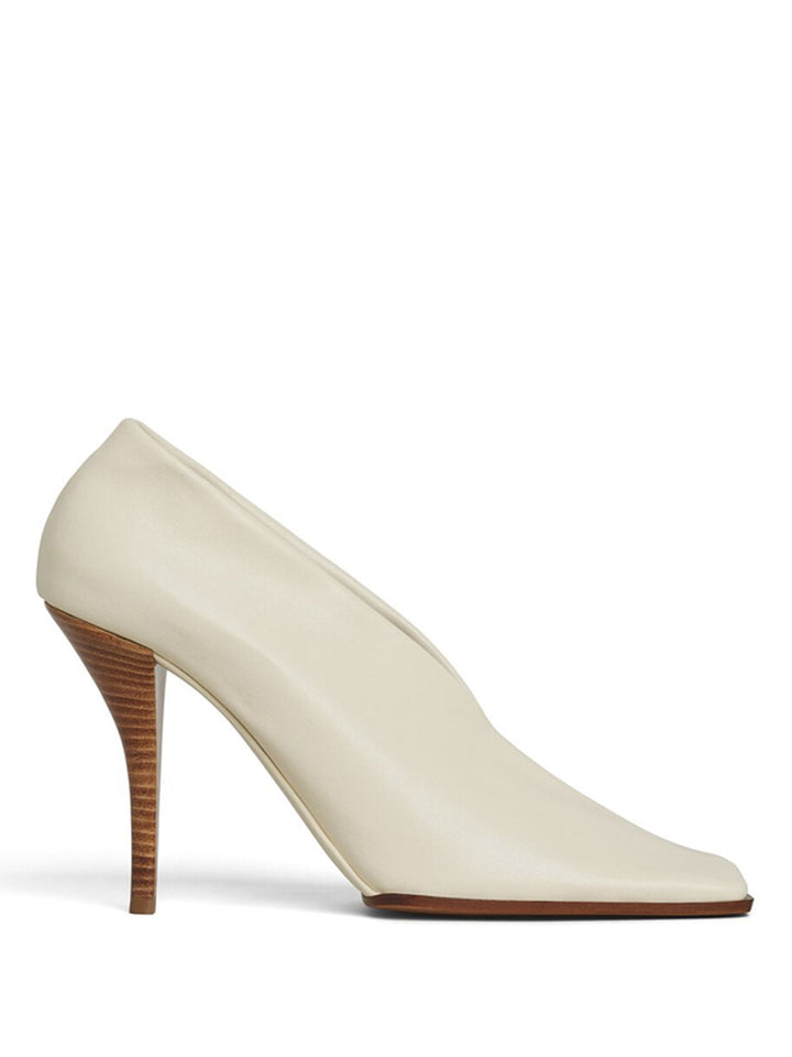 AlaÏA Decollete - Nude & Neutrals | 061612cb47901b1320c4ba8d82c55360aeadec0d