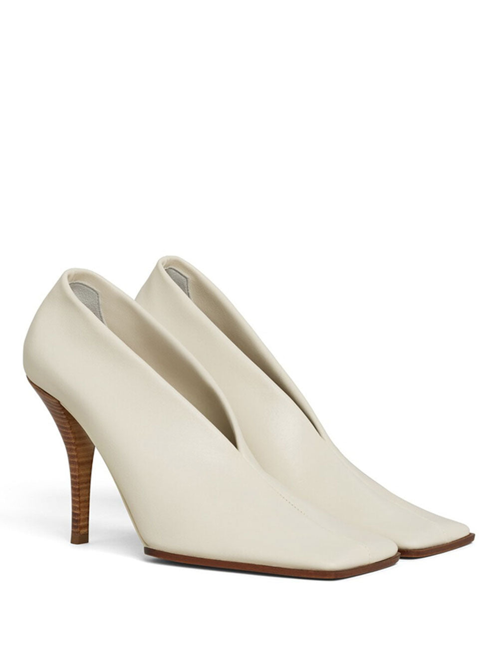 AlaÏA Decollete - Nude & Neutrals | f0ef0cc95c22df570e0097364857c5a1fdd21ad2