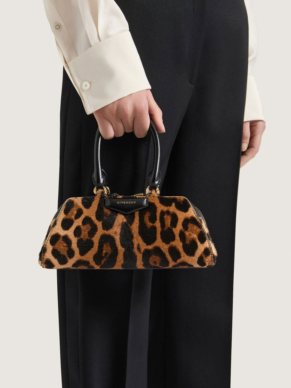 Givenchy Totes - Marrone | e31a293ec5b644473fc4d3ecc4bf6fd2f0da8179