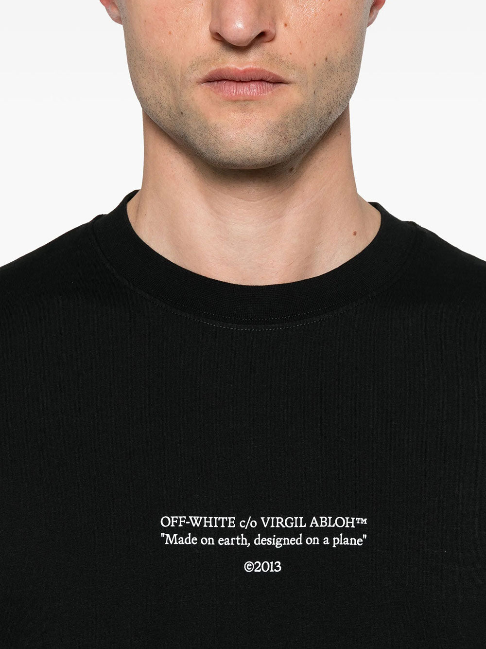 Off-White T-shirts - Nero | c3e3bd626a901e1e4c83fd3a8570cf47f4d28998
