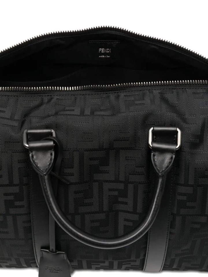 Fendi Totes - Nero | dfded4a02fe3d7fe754c6621be75258f440c4299