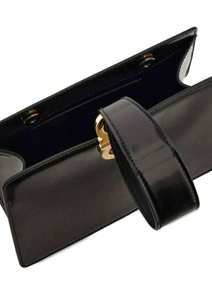 Ferragamo Clutches - Nero | a32feaa651194131d374a7d9f9cc43a125204398