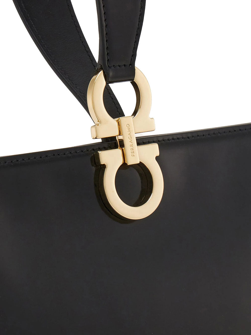 Ferragamo Clutches - Nero | 253cf95c67c34999e8a17feb0880d0c556feab3b