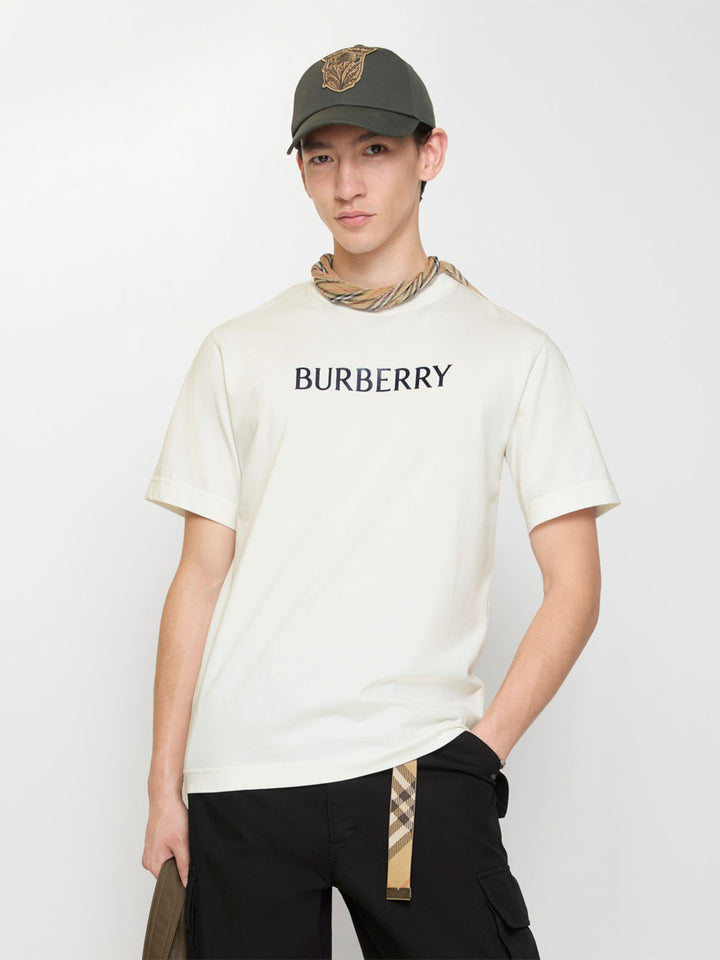 Burberry London England T-shirts - Nude & Neutrals | dfb29865f5ee27a3ef408ff6332602ac35c7ba47