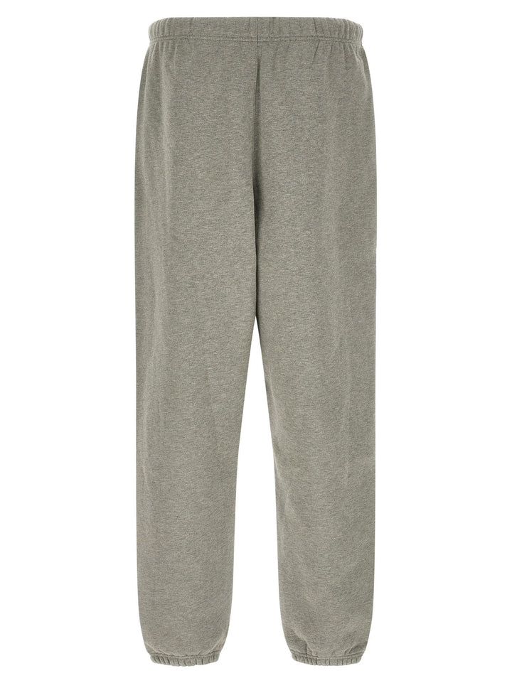 Fear Of God Essential Signature Classic Pantaloni - Grigio | 19a961051d22df49ad7ad23b82221fe9db56821d