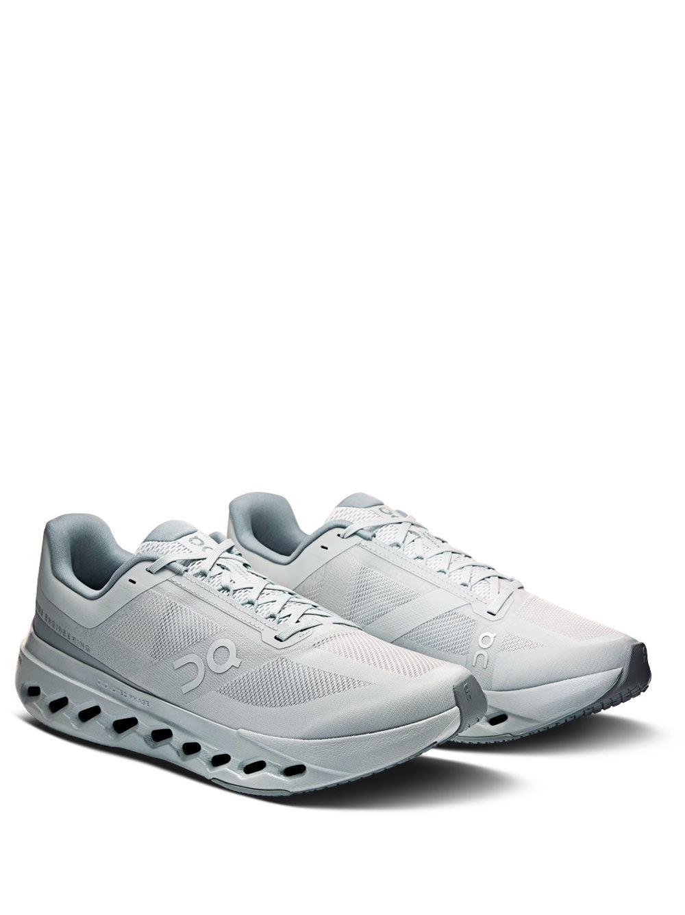 On Sneakers - Grey | 838bf4ea981dfac0ca0edf7fd28b68e9d9b35053