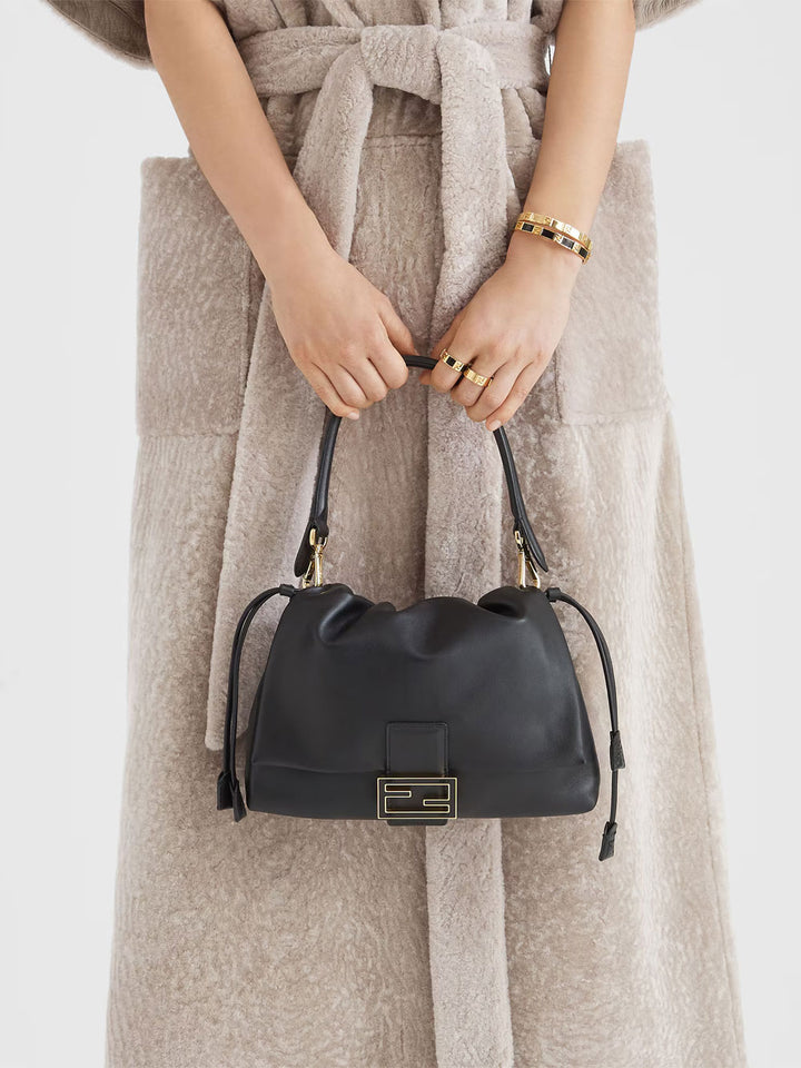 Fendi Borse a Spalla e Tracolla - Nero | 094e32fb8e70ebfd8dfcd78796bf4a1b1700a50b