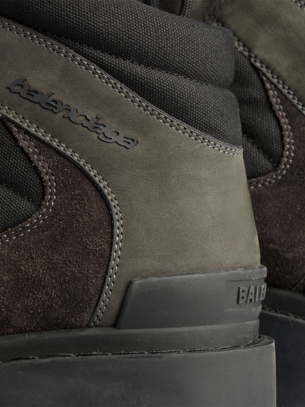Balenciaga Boots - Marrone | de15228f3580bb61a0c40793bd0136150f16fb3f