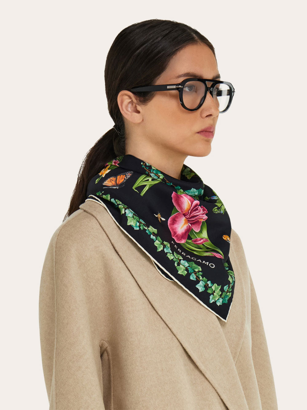Ferragamo Foulards - Nero | 12bee4827423d44d9626f6cac17f0bf7a7e82df1