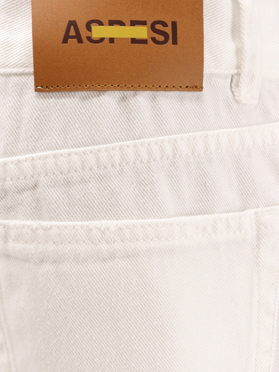 Aspesi Jeans - Light and natural | a42301c88b93abfd515b5af1845c654d1f025860