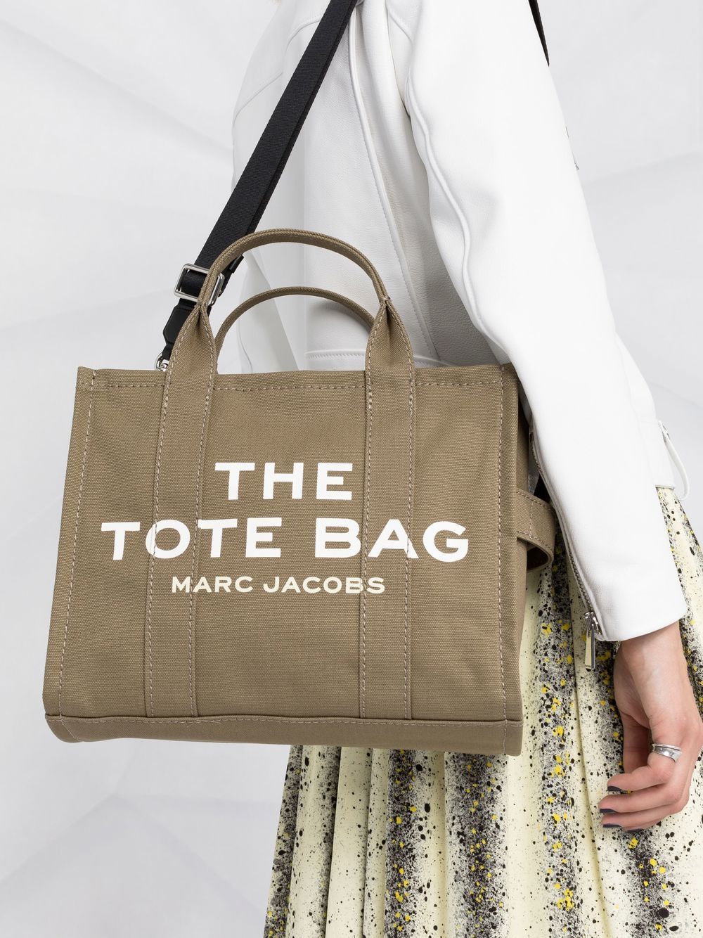 Marc Jacobs Totes - Verde | d5940cbb93db710dd437c22d80d4a78ed07d7648