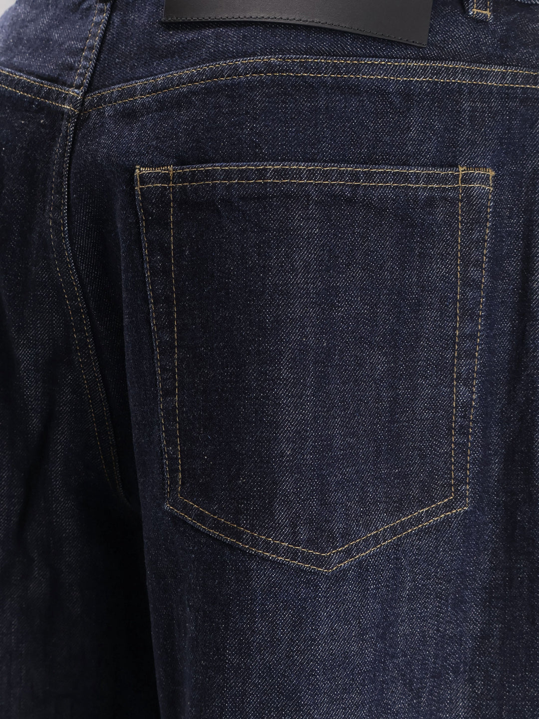 Jil Sander Jeans - Blacks and greys | b517c1819f866992205d790bd6e024cb381d411f