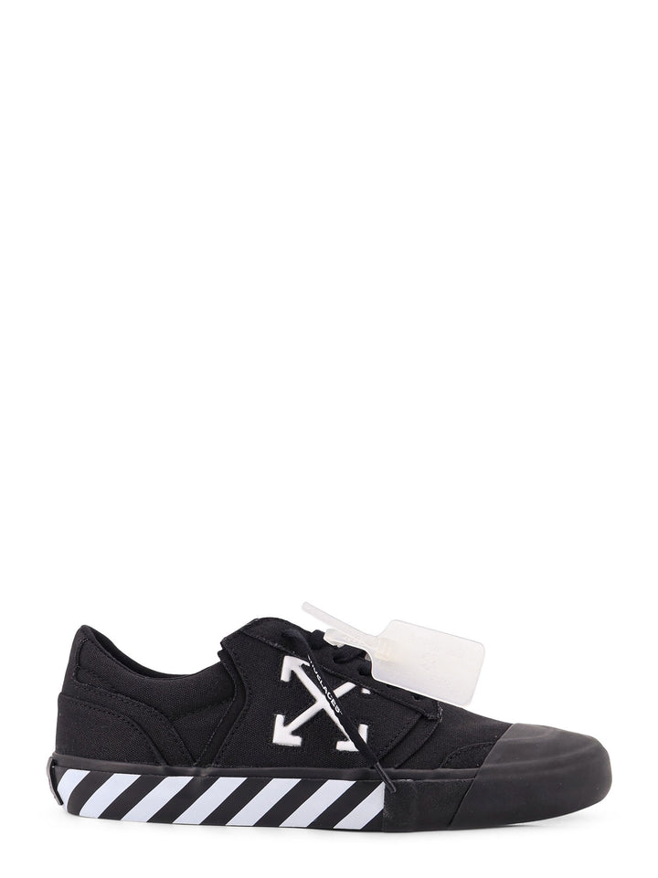 Off White Sneakers - Blacks and greys | e4fd3dc08034d7098b90bc6dae238fb83fbeff25