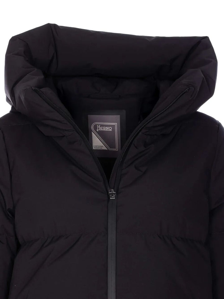 Herno Down jackets - Nero | c1fc38a16ec202af6216e77793861b040d4b7043