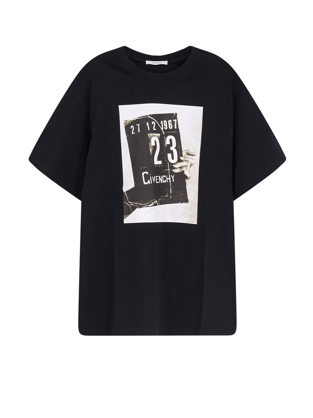 Givenchy T-shirts and Polos - Blacks and greys | d5c69ddec49d42382df180c53bfa1801bd2fa0c9