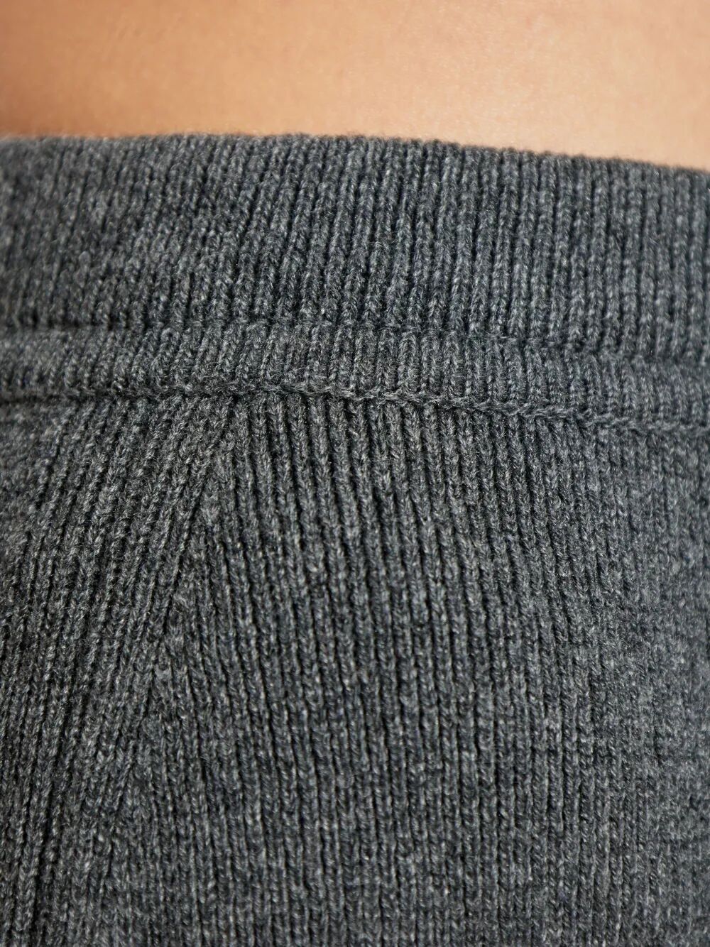 Tom Ford Midi skirts - Grey | 4ca4c471f56098c8c83390540fd86e5a911c4ac4