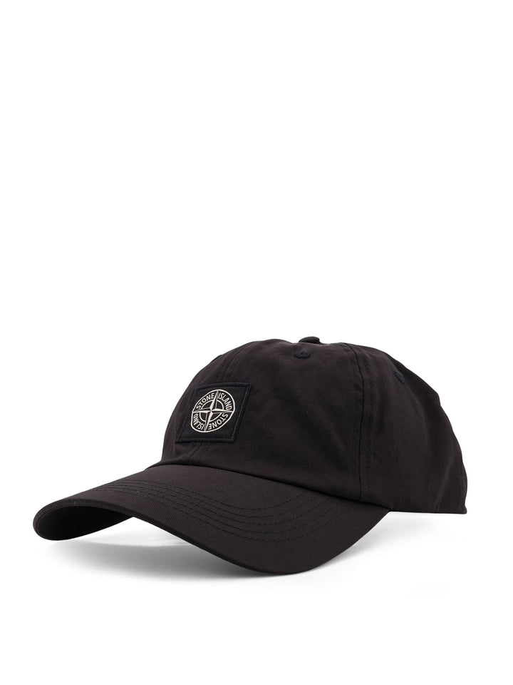 Stone Island Hats - Neri e Grigi | c61011eb4b32e3e31eec3f6e0f3bbdccf0ac7440