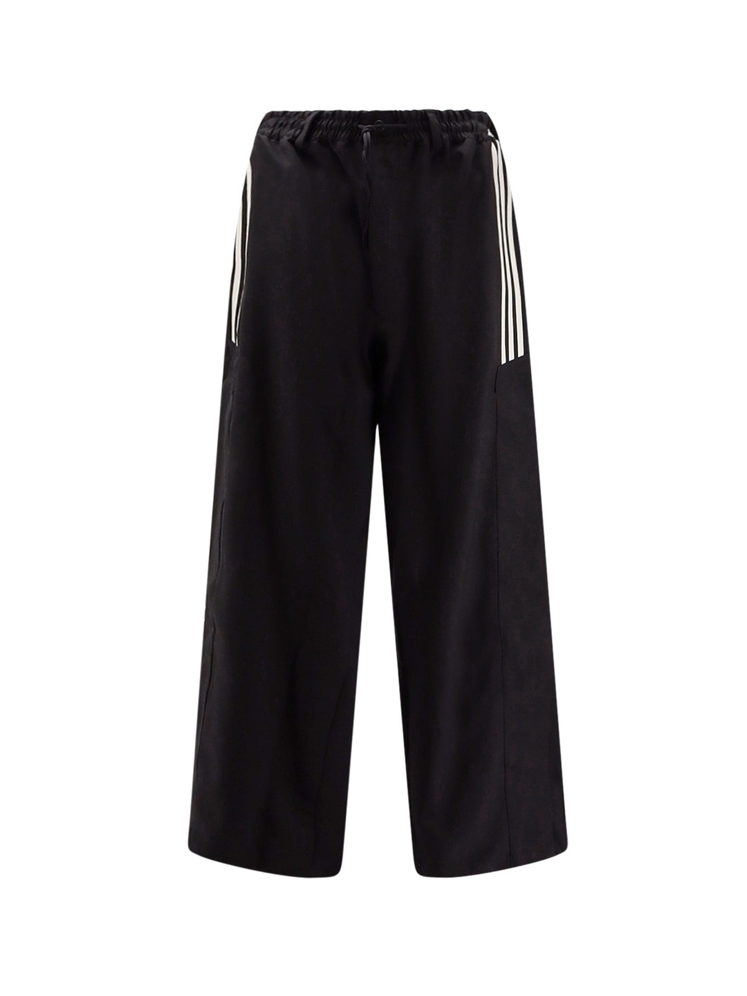 Y-3  - Blacks and greys | e84ca13daf09484719b703304285c50c66e5f451