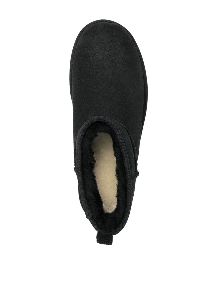 Ugg Boots - Blacks and greys | 2281931faab9518c1a804ecd4b26338d4337d94e