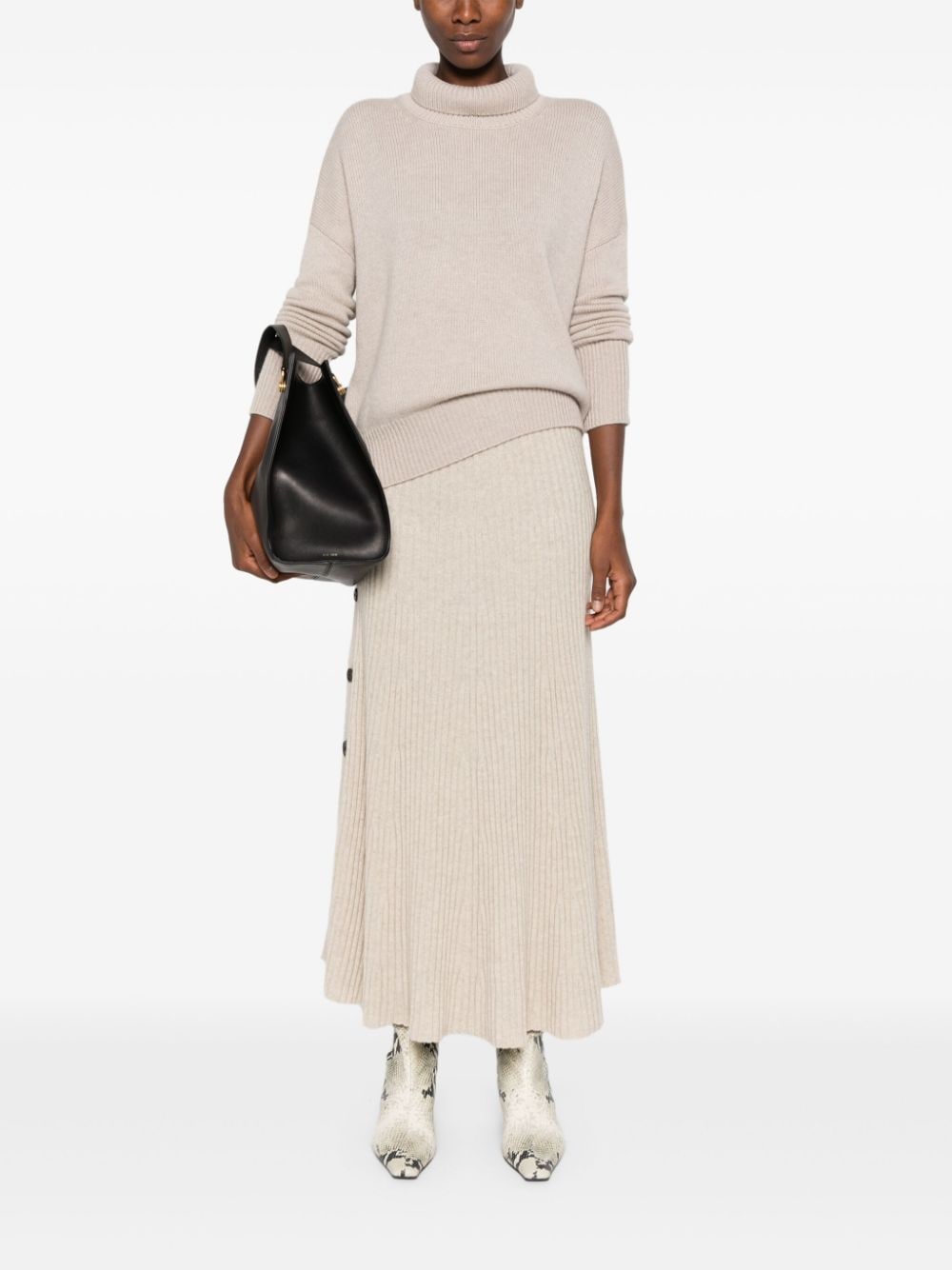 Lisa Yang Sweaters - Light and natural | d3651ac57728a17ccaeb274854fcd4489fd5149d