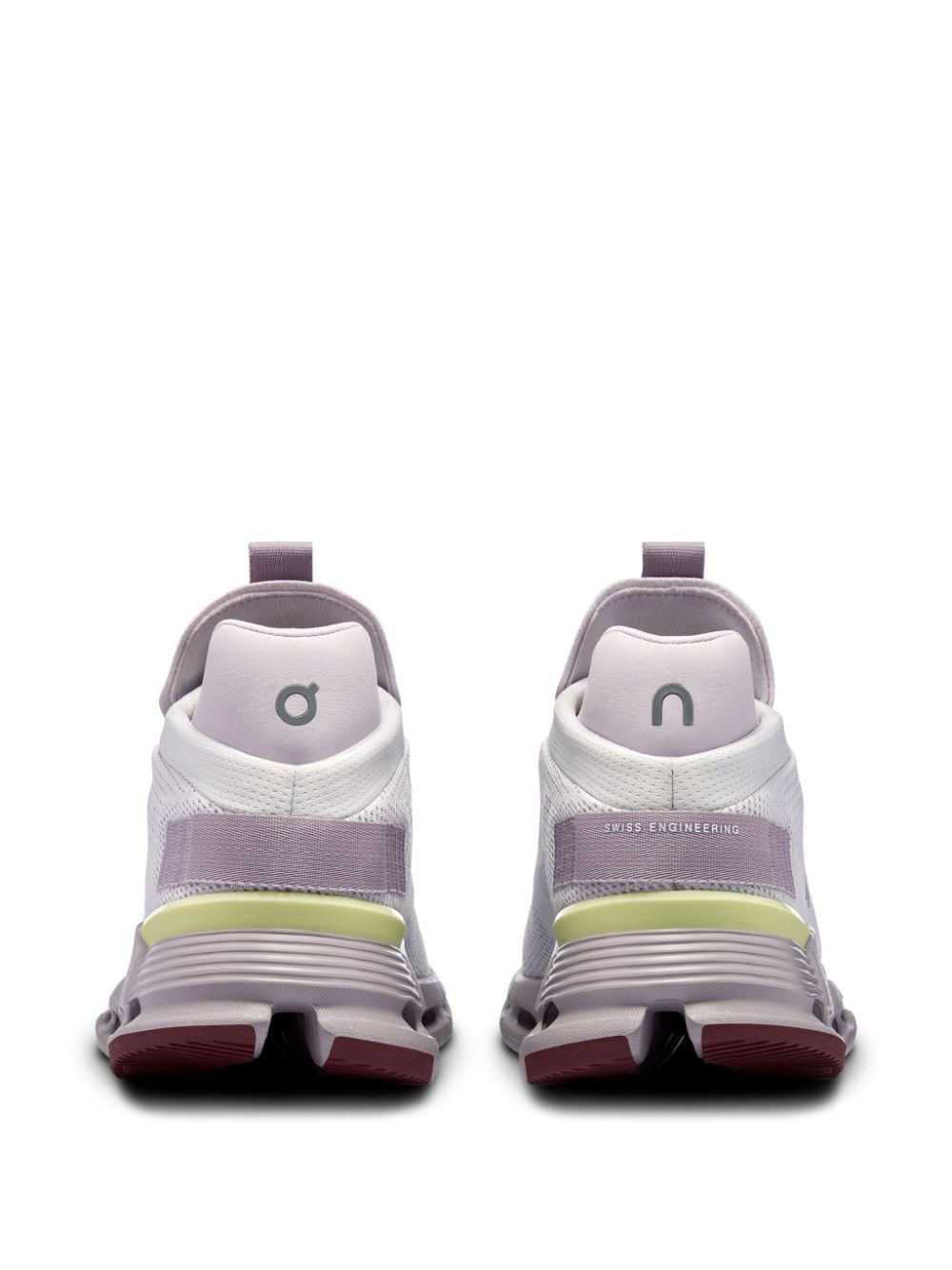 On Sneakers - Light and natural | aad8dfe10c61fdbddb539a07caba7617619b5475