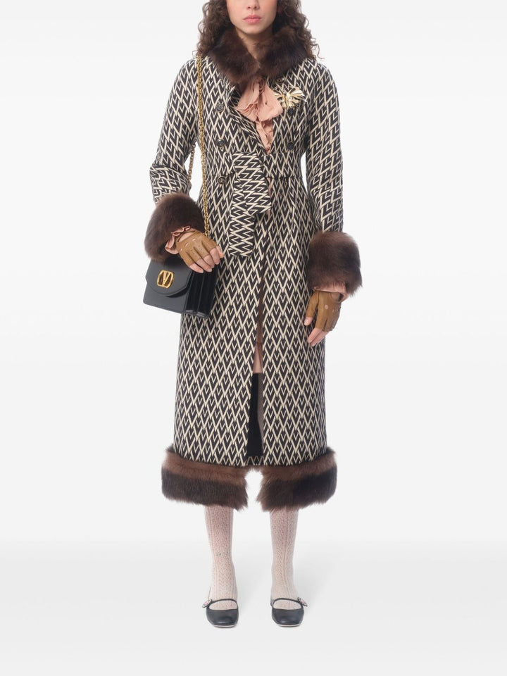 Valentino Garavani Bags - Blacks and greys | de2e6fd7a8e20e25fb90b01a53be43ac8a8a6484