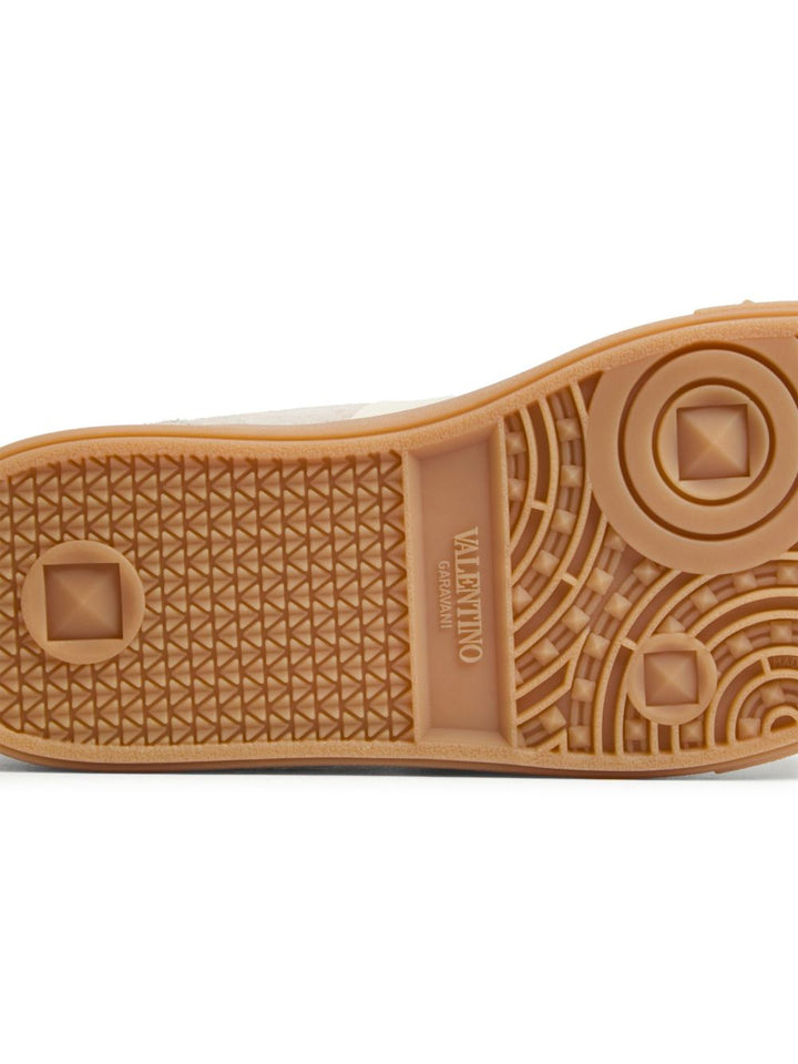 Valentino Garavani Sneakers - BEIGE | 7ce28be6e569decbe05ad3cb8af9ced15f5af227