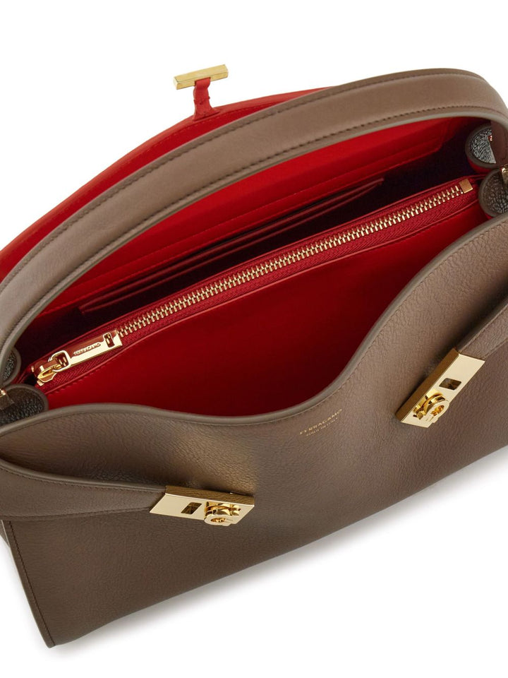 Ferragamo Bags - Marroni | bc18f98e317b8219c2748dca7ab3761a5ddcee49