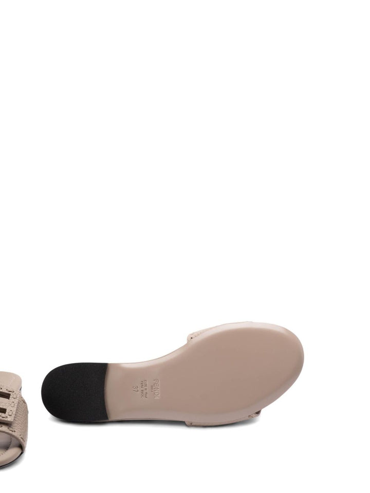 Fendi Sandals - Marrone | e0893b69ed28dc875da51a691ef26ca8b7fef3b3