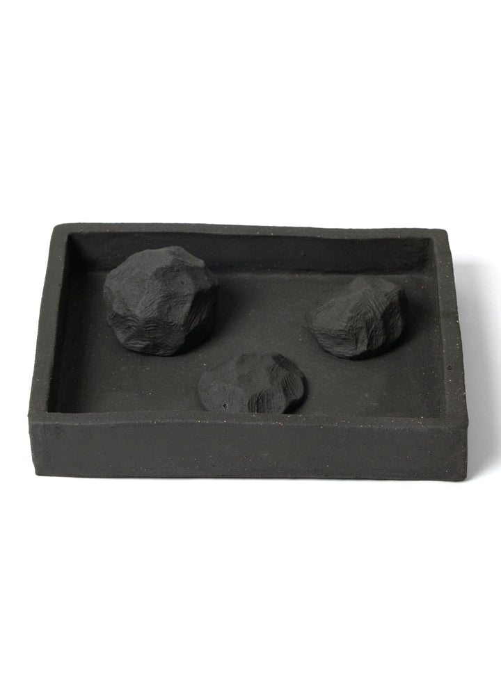 Tenua Living - Blacks and greys | 8a2fc2caf33fcd7d72e62e5ffb0e41679304494c