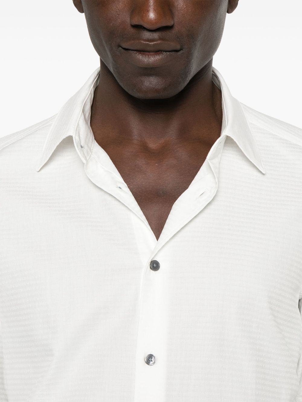 Emporio Armani Shirts - Chiari e Naturali | ad5d99092b239de726f1b07214c493eed5b2036f