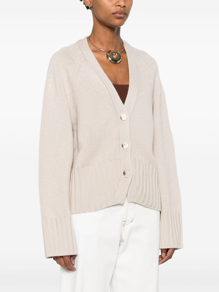 Soft Goat Sweaters - Light and natural | 2a3b78bb07095b8e935bae25ea23e7c71c4dcfd5