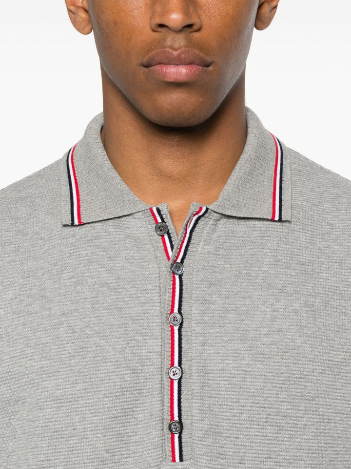 Thom Browne T-shirts and Polos - Blacks and greys | 01ba965111272e1a0294780890081b46fd21f9b1