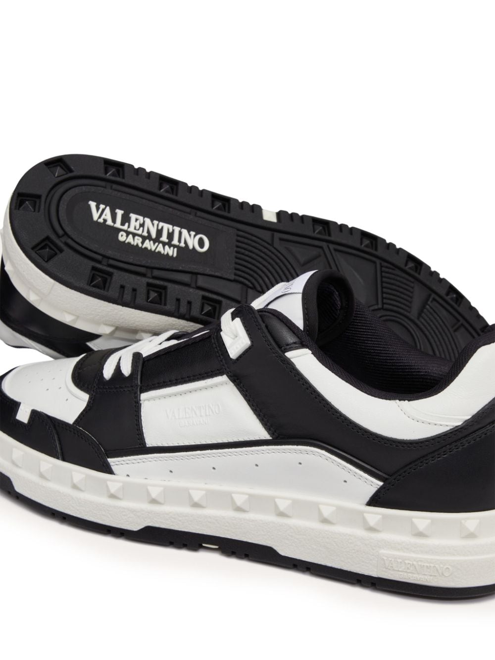 Valentino Garavani Sneakers - Blacks and greys | 7631e07d0f523aadbf74b411727fdf7db6e4ef58