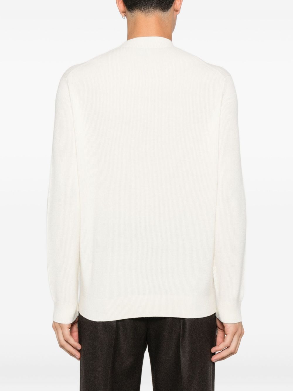 Emporio Armani Sweaters - Chiari e Naturali | 44df7a6858efd60913f03078a2994dcbd6d7cef3