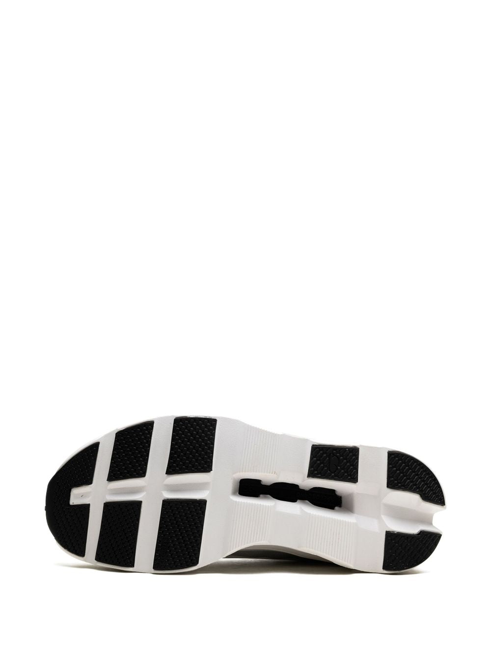 On Sneakers - Light and natural | ae03ad6d88df091168f0f6039fd794a13ad0a795