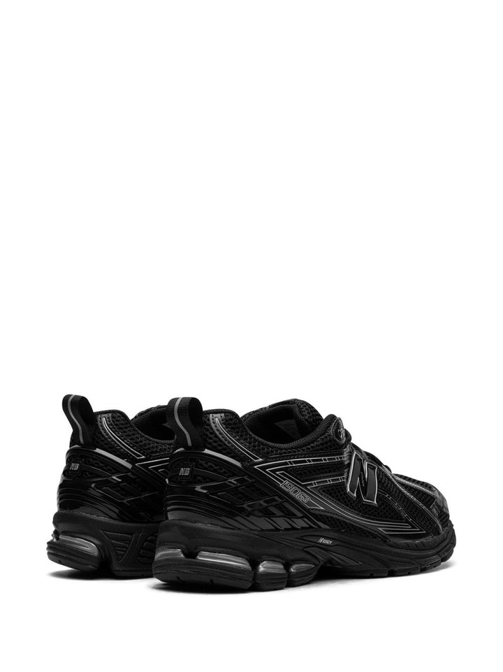 New Balance Sneakers - Blacks and greys | 6ddbcb51b2a2dd17a2d857be6380c451c3031bda