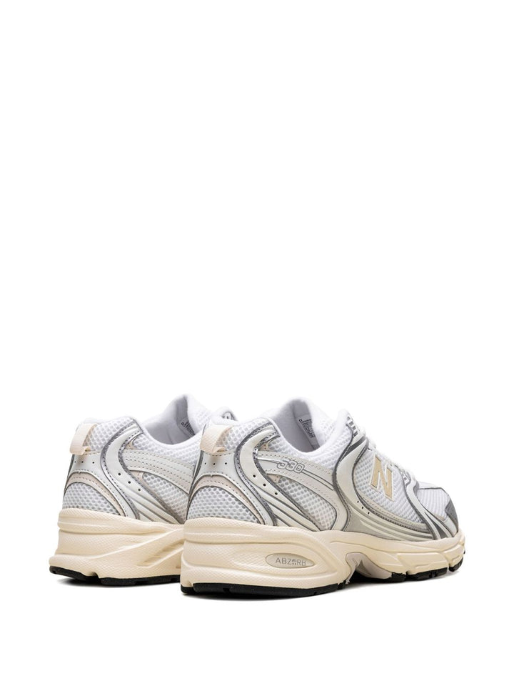 New Balance Sneakers - Light and natural | 6c9153c75a2565fe1580ed405a9f6da85f9825b2