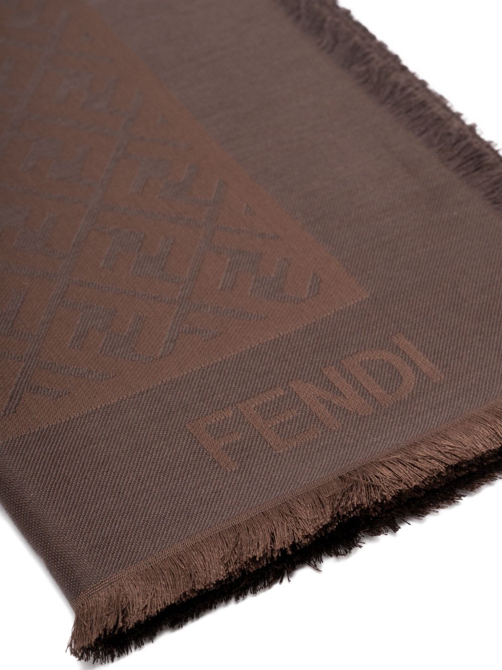 Fendi Scarfs - Marrone | 1f0bff77855de5c6f6163b21b6f7819c030517fa