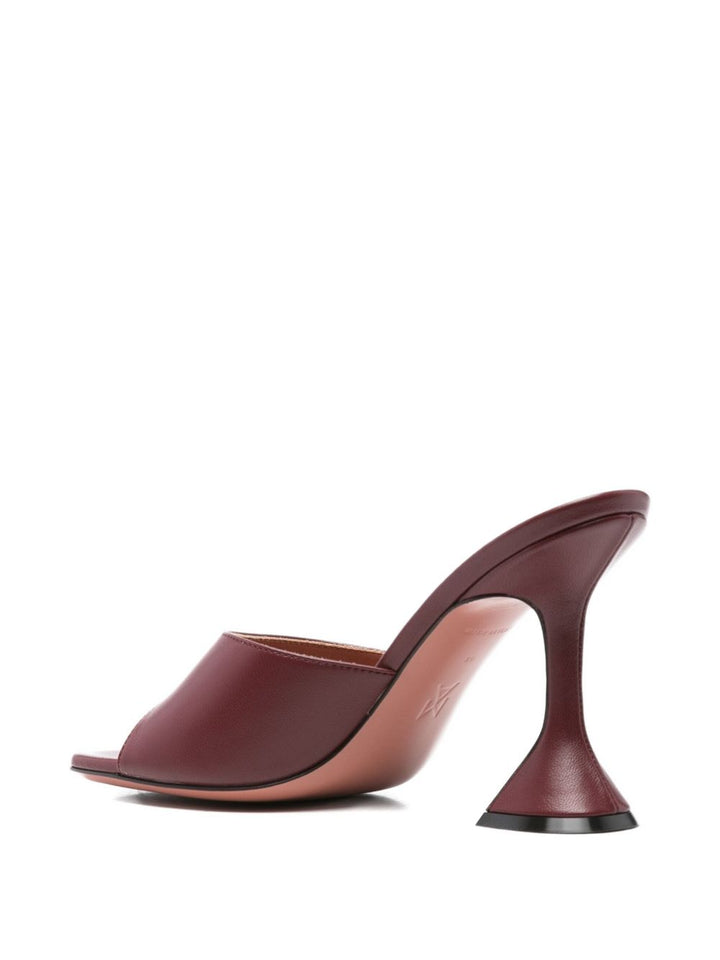 Amina Muaddi Sandals - Marrone | 46f1be876c657d9098331cca2ee7b5ea7c32957f