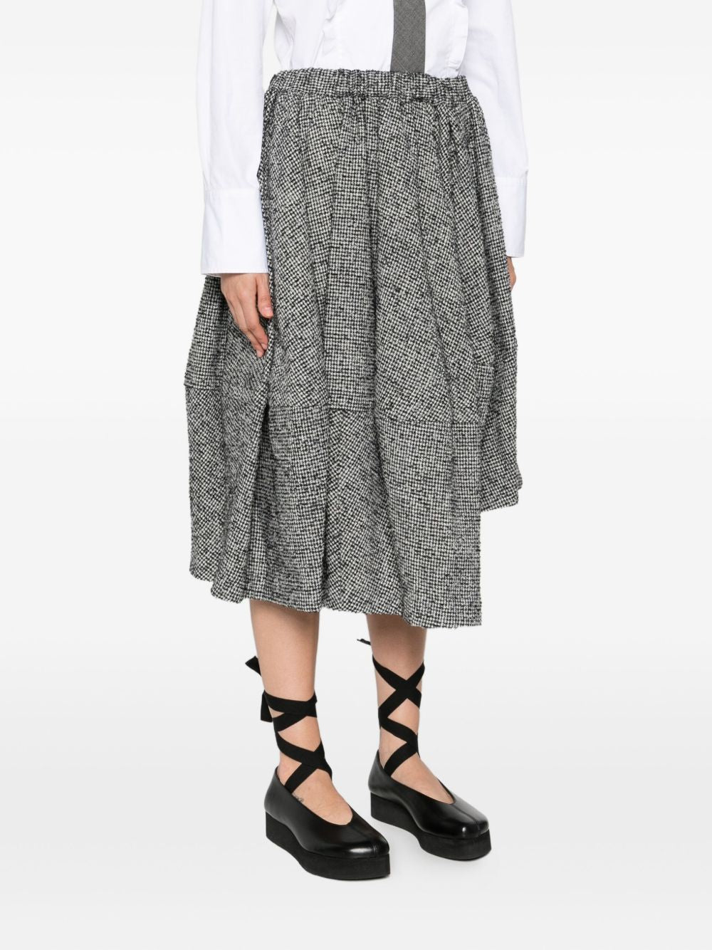 Comme Comme Skirts - Blacks and greys | e7f733fdff08c1d010186836419c7cd1a52c790f