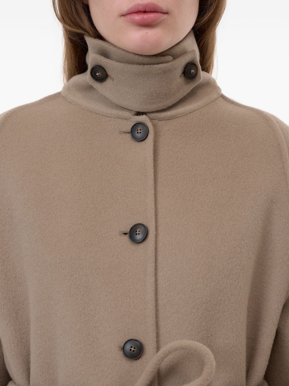Closed Coats - Light and natural | 75748700758664685097c9b7a9a52586443bbbc4