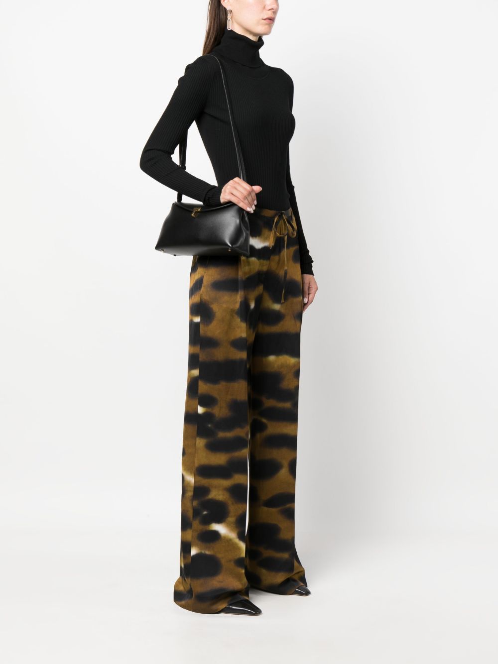 Toteme Pre Bags - Blacks and greys | 162677960a5266dd2c409829417e37119c5748e0