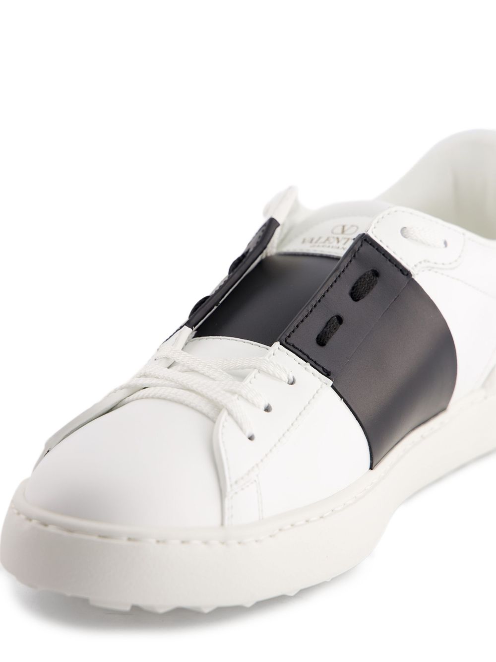 Valentino Garavani Sneakers - Light and natural | fdc7919e87bb7ffee3e5a3a2173b7088e1f6dfce