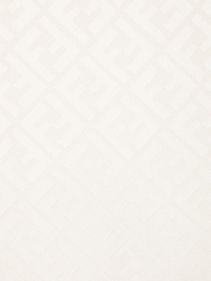 Fendi Scarfs - Light and natural | 0ddd208c8057a79151bd75fde7939fb432b12ebe