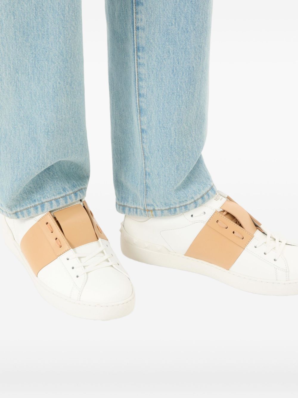 Valentino Garavani Sneakers - Light and natural | cd4050be2bd36a393c3bb6c20d16e336fd98f224